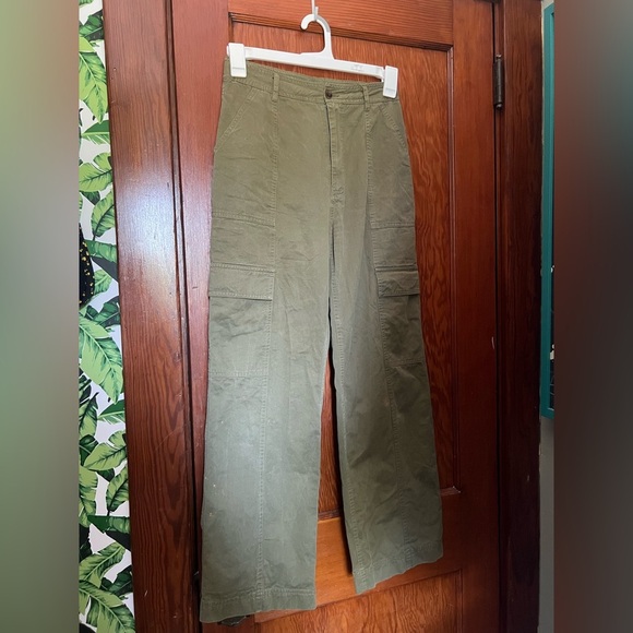 Altar’d State Olive Cargo Womens Pants Medium - Picture 1 of 7